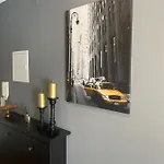 In Innenstadt -tiefgarage Apartman